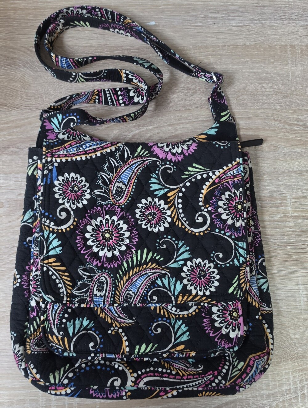 Vera Bradley Bandana Swirl Floral Messenger Shoulder Crossbody Mailbag Bag